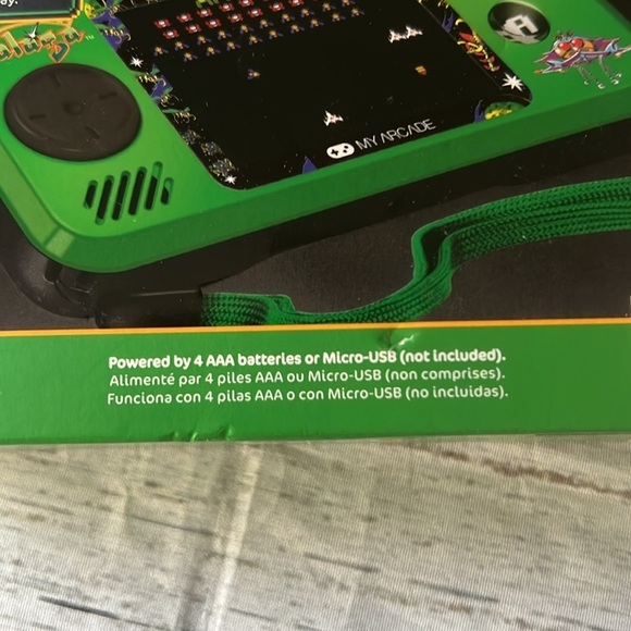 My Arcade Galaga Pocket Player Portable Handheld Game Green Galaxian & Xevious - Picture 8 of 8